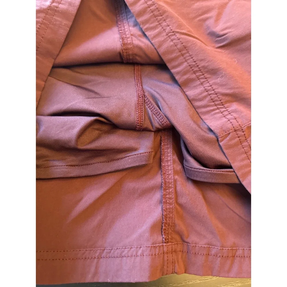 Eddie Bauer Womens Skirt Size 10 Nylon‎ Polyester Blend Wine Red Skort